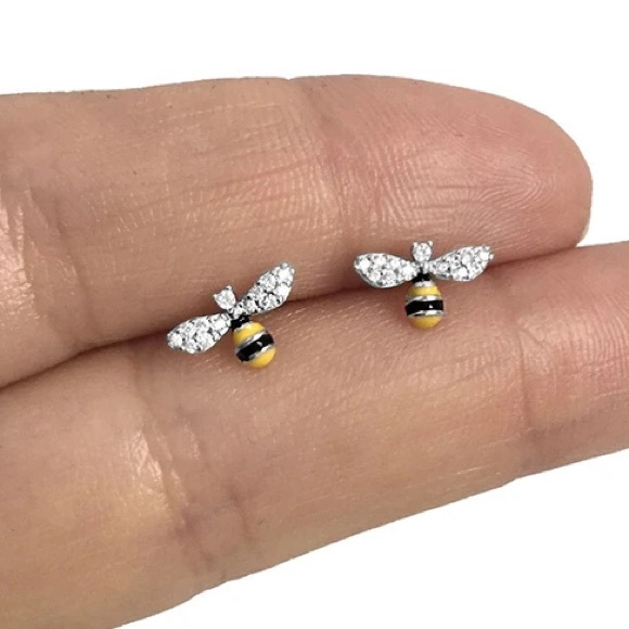 🐝Sparkly Adorable SilverTone Petite Bumblebee Post Back Stud Earrin - Picture 2 of 14